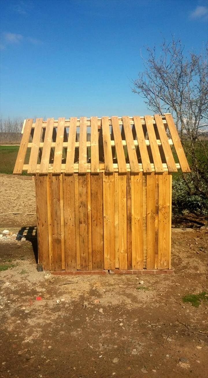 Recycled pallet shed