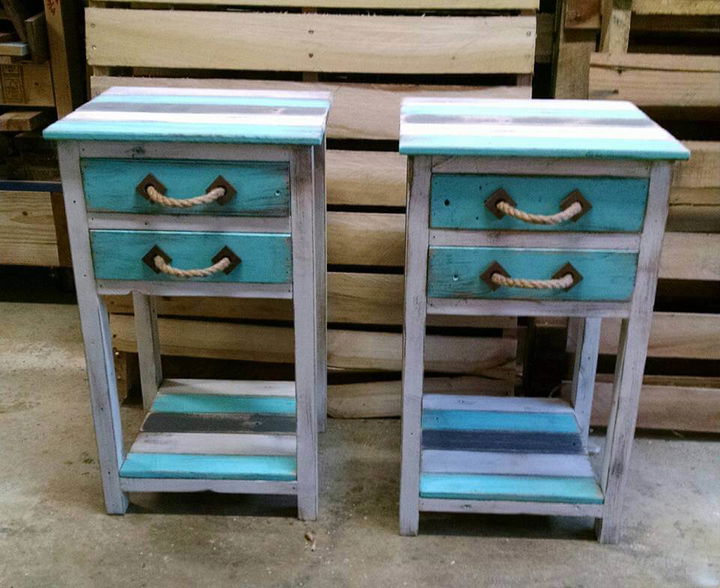 Wooden pallet side table