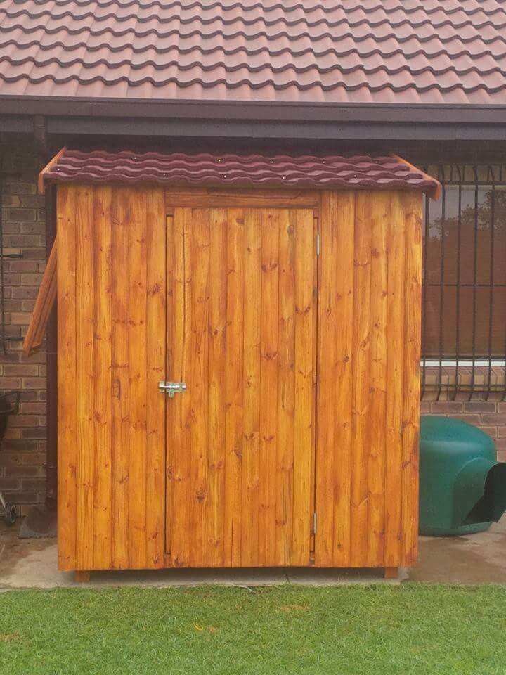 diy pallet tool shed