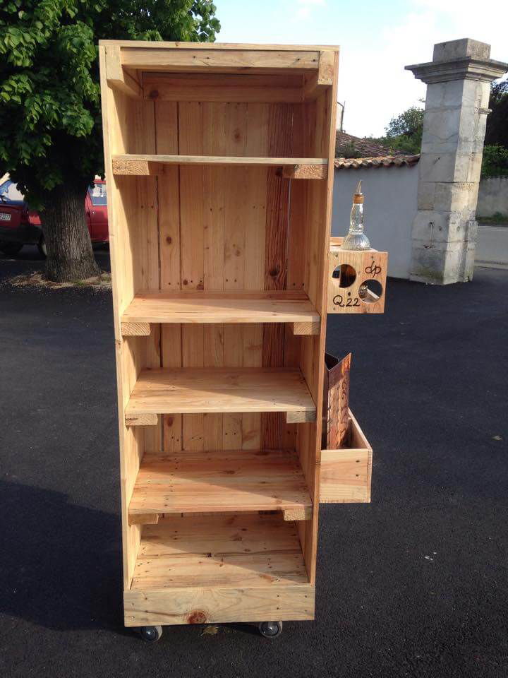sturdy pallet beverage bottle rack