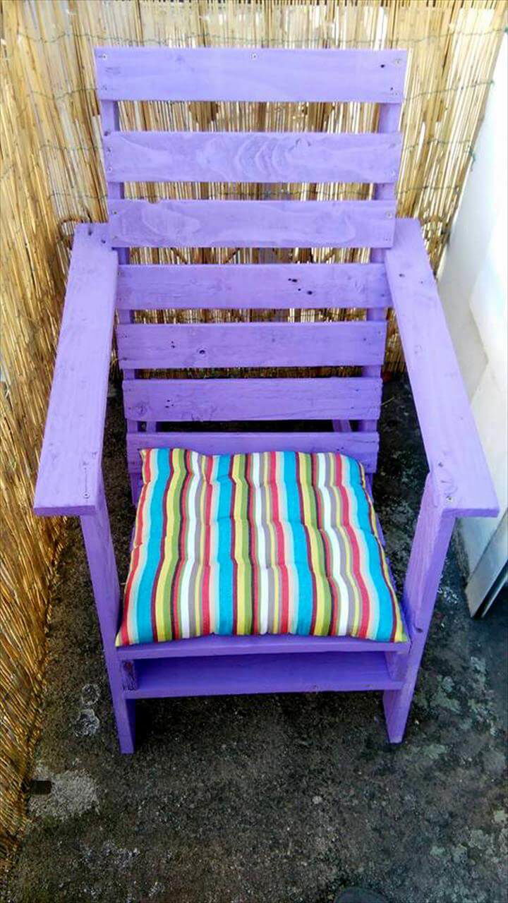 charming purple painted pallet garden chair