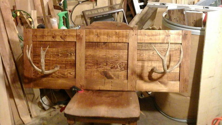 upcycled pallet hallway coat rack with antler hooks