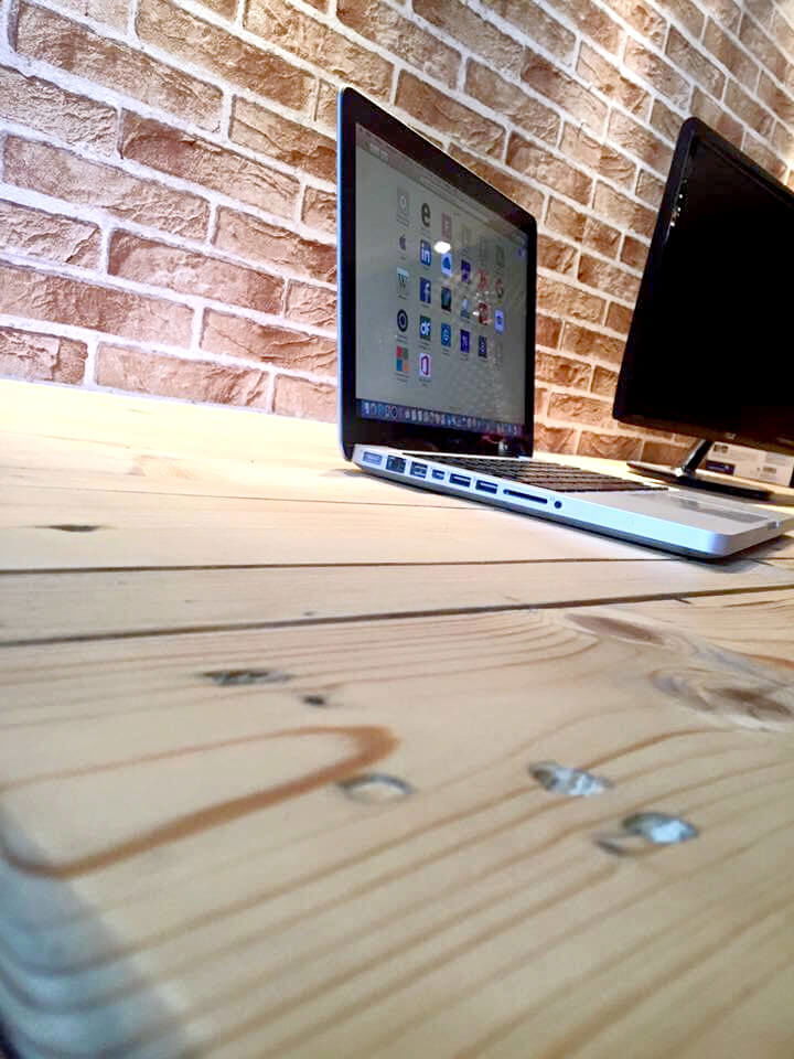 pallet XL computer desk with storage