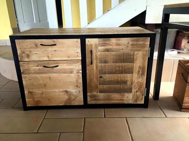 Reclaimed Pallet Media Cabinet