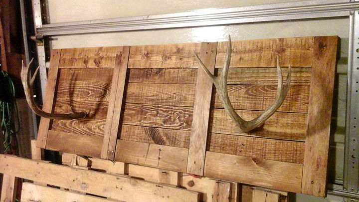 regained pallet and antler coat rack