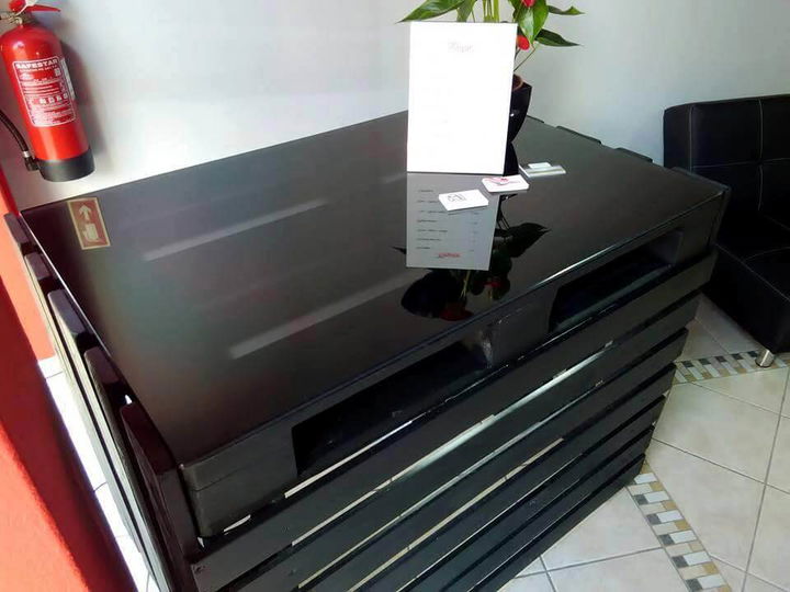 Pallet Made Reception Desk