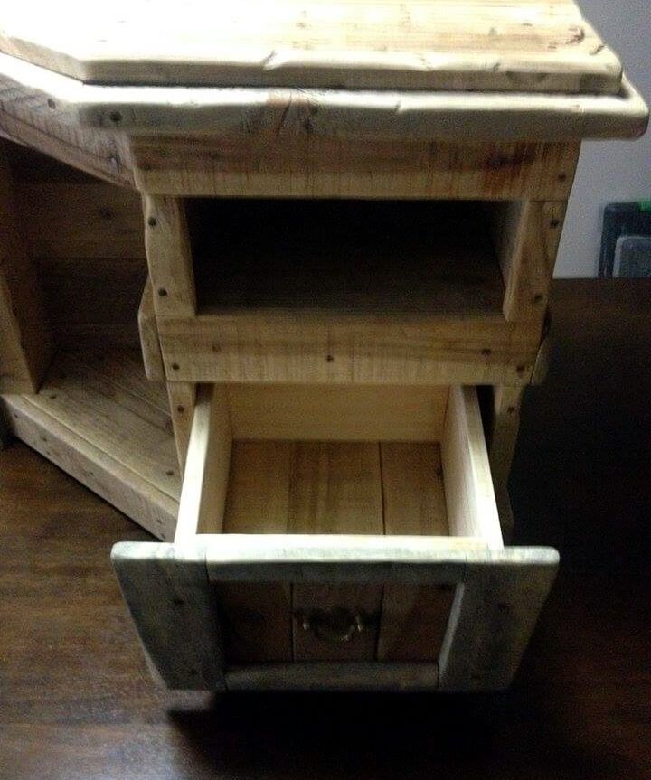 recycled pallet mini table with storage
