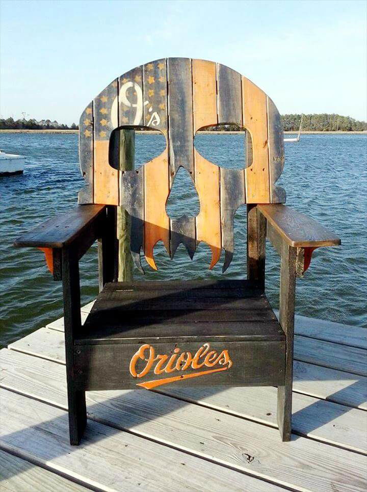 handmade pallet skull chair