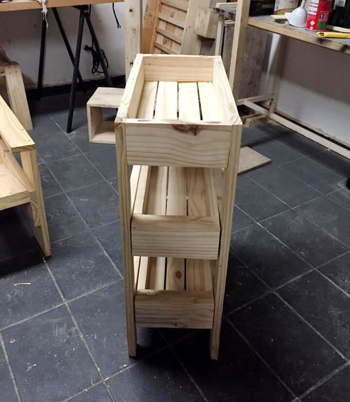 repurposed wooden pallet kitchen fruit and vege organizer