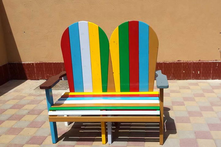 diy pallet rainbow Adirondack style bench