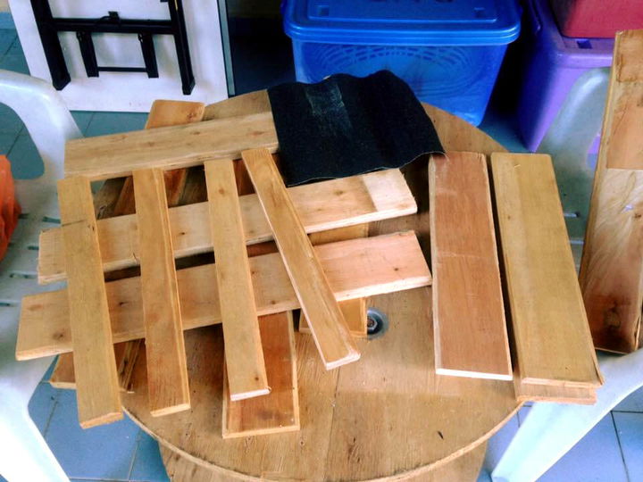 separated apart pallet slats