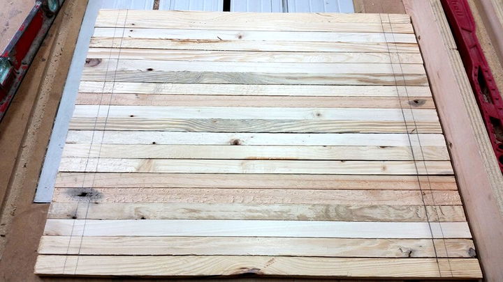 packing the pallet slats tight