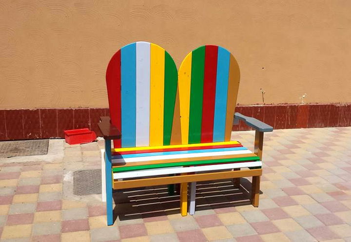 rainbow pallet Adirondack style bench