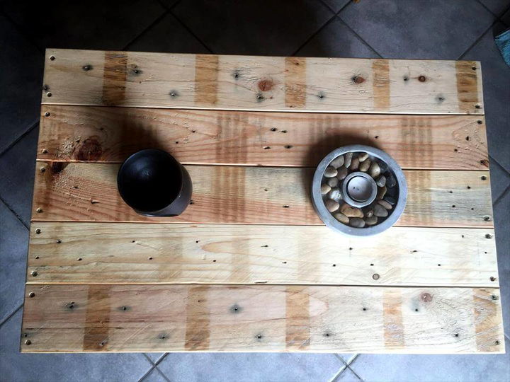 handcrafted wooden pallet mini coffee table and kids' study desk