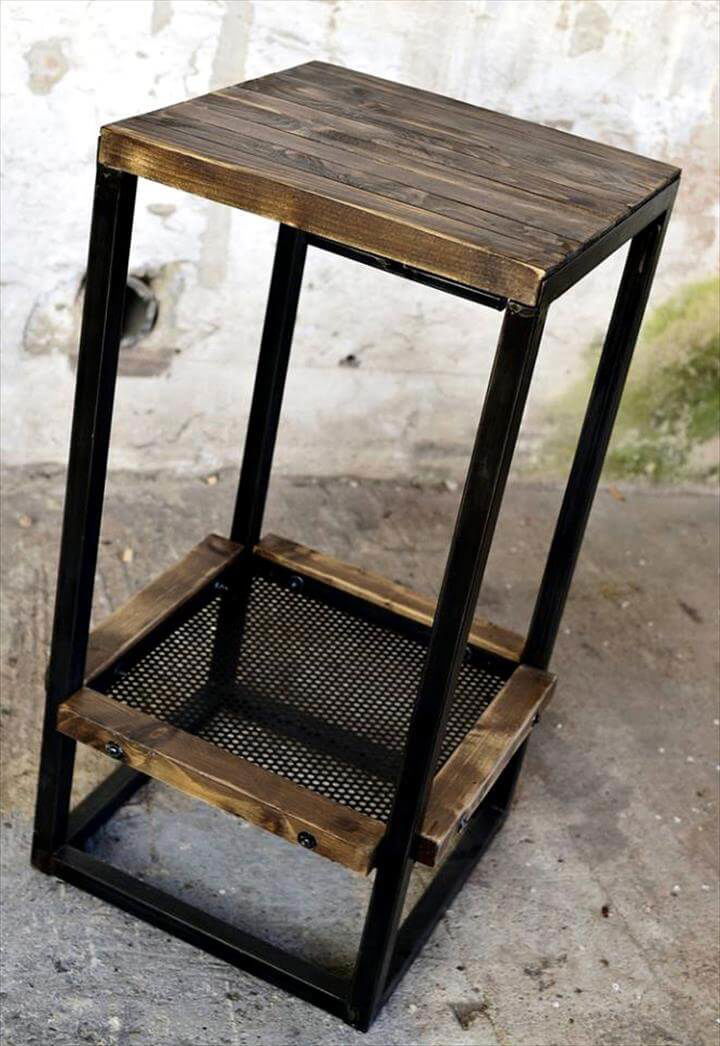 pallet stool