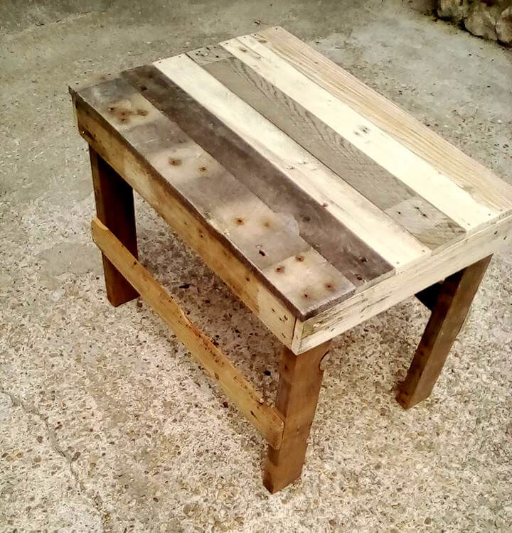 no-cost pallet end table