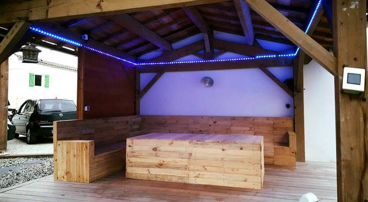 custom pallet gazebo or porch sectional sitting set