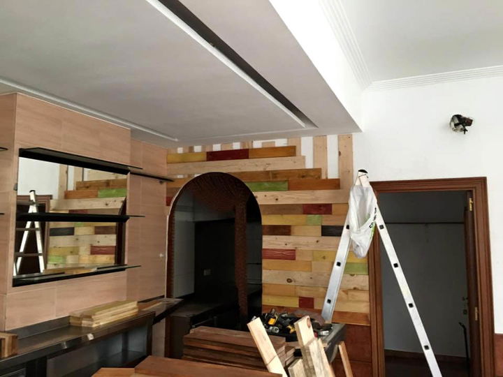 wooden pallet interior remodeling
