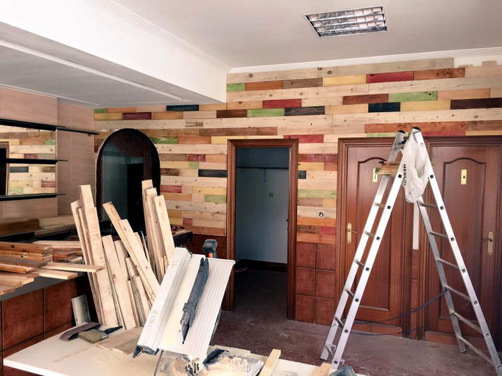 handcrafted wooden pallet interior remodeling