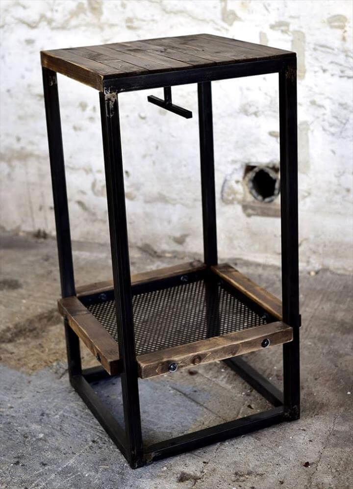 Wooden pallet stool