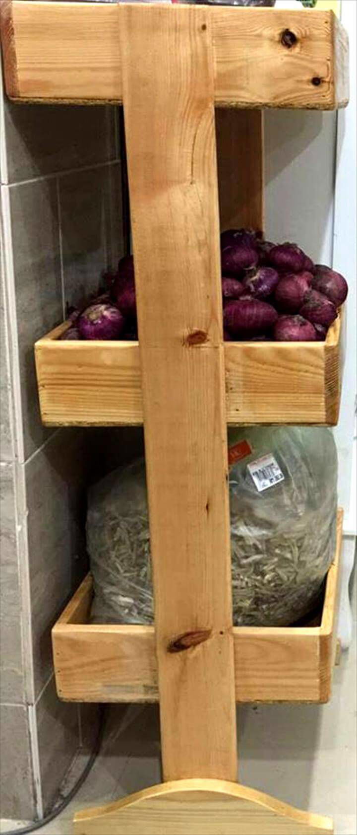 no-cost pallet vegetable organizer
