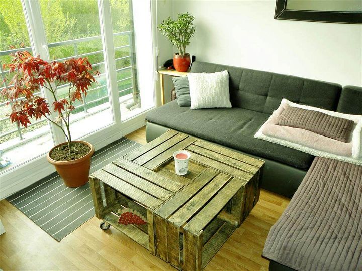 no-cost pallet crate square coffee table