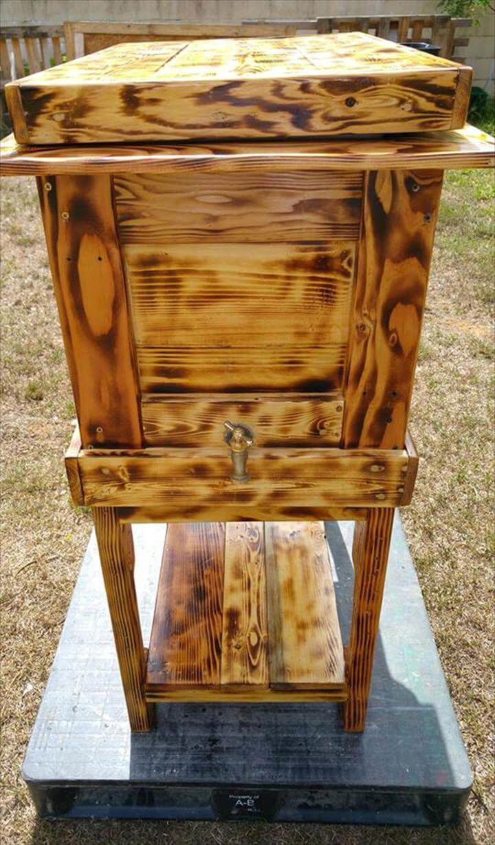 diy pallet scorched outdoor cooler holder