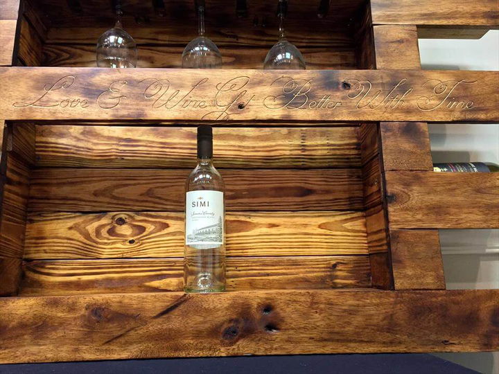 reclaimed wooden pallet beverage bottle rack