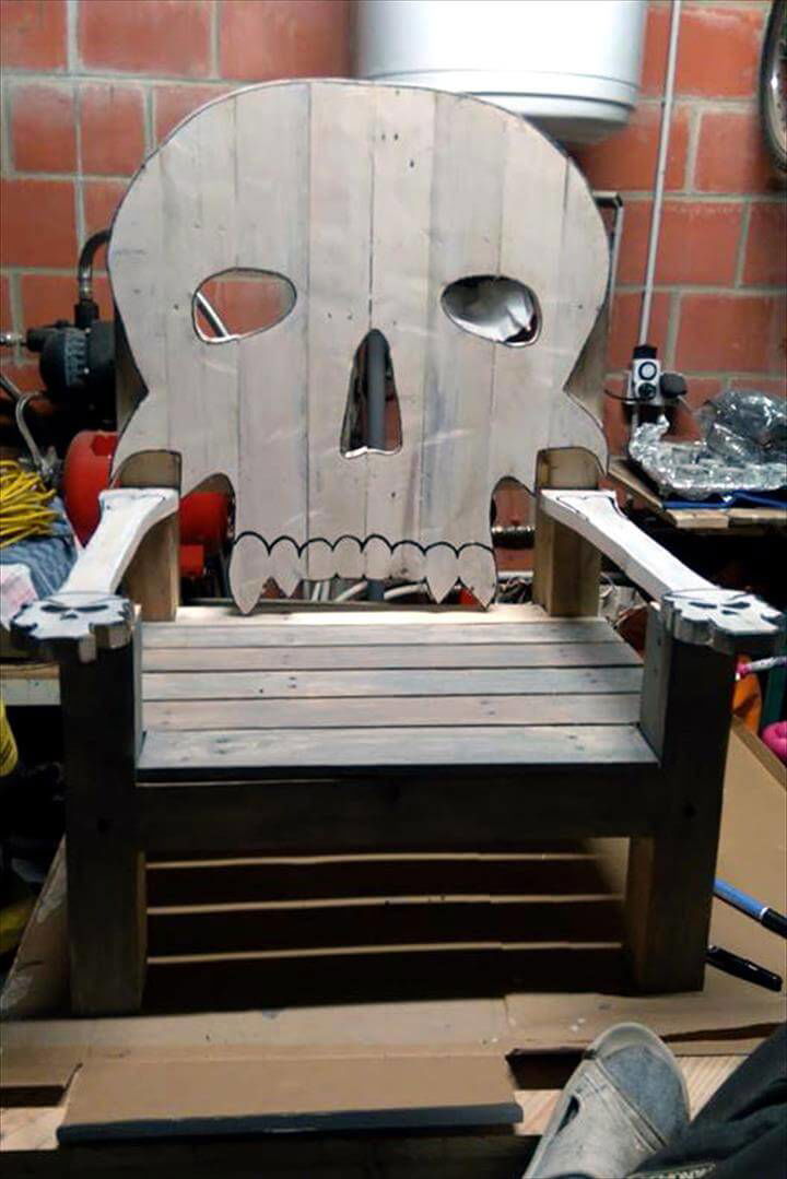 Wooden pallet skeleton chair